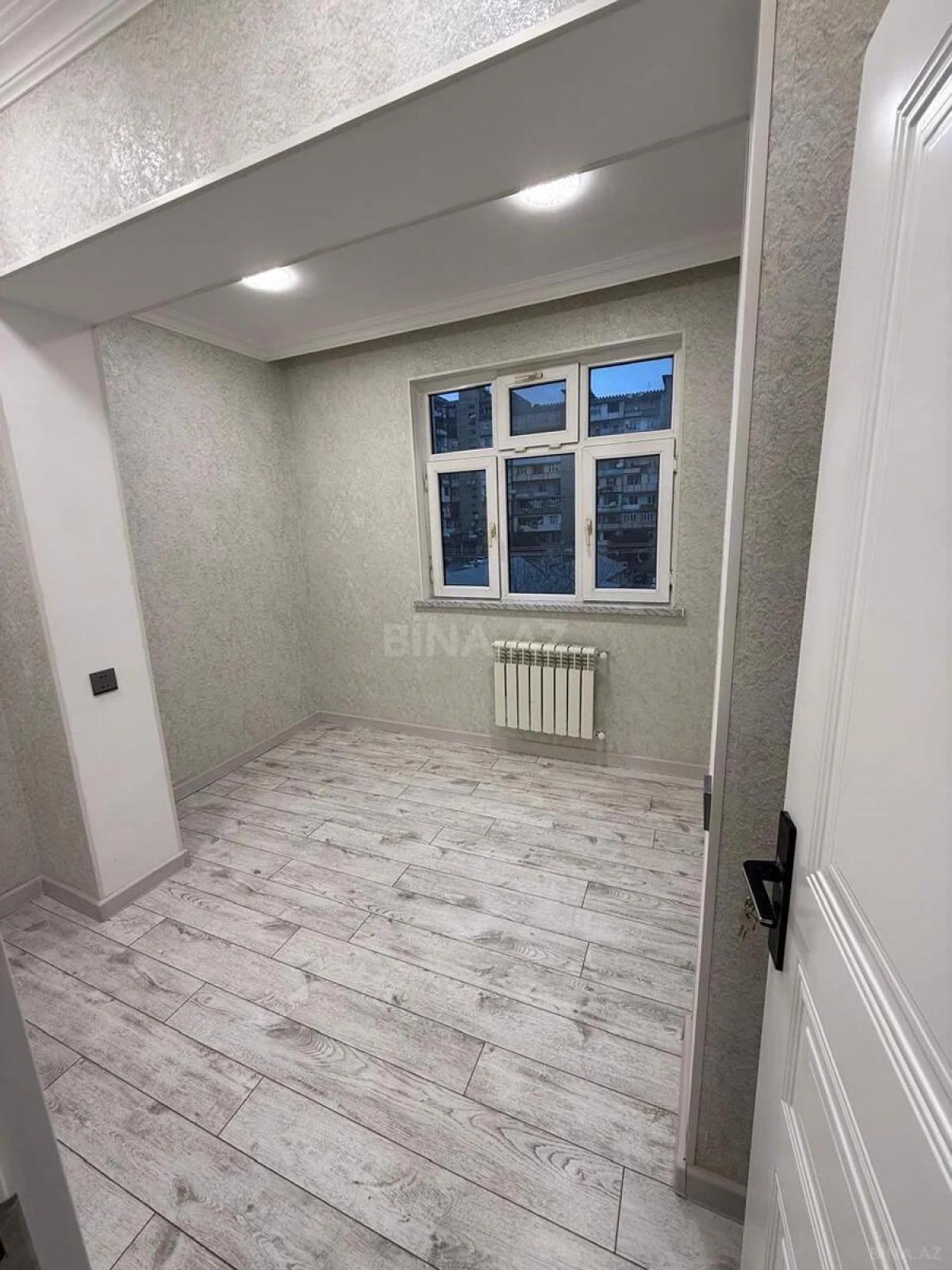 Satılır 2 otaqlı mənzil 45 m²