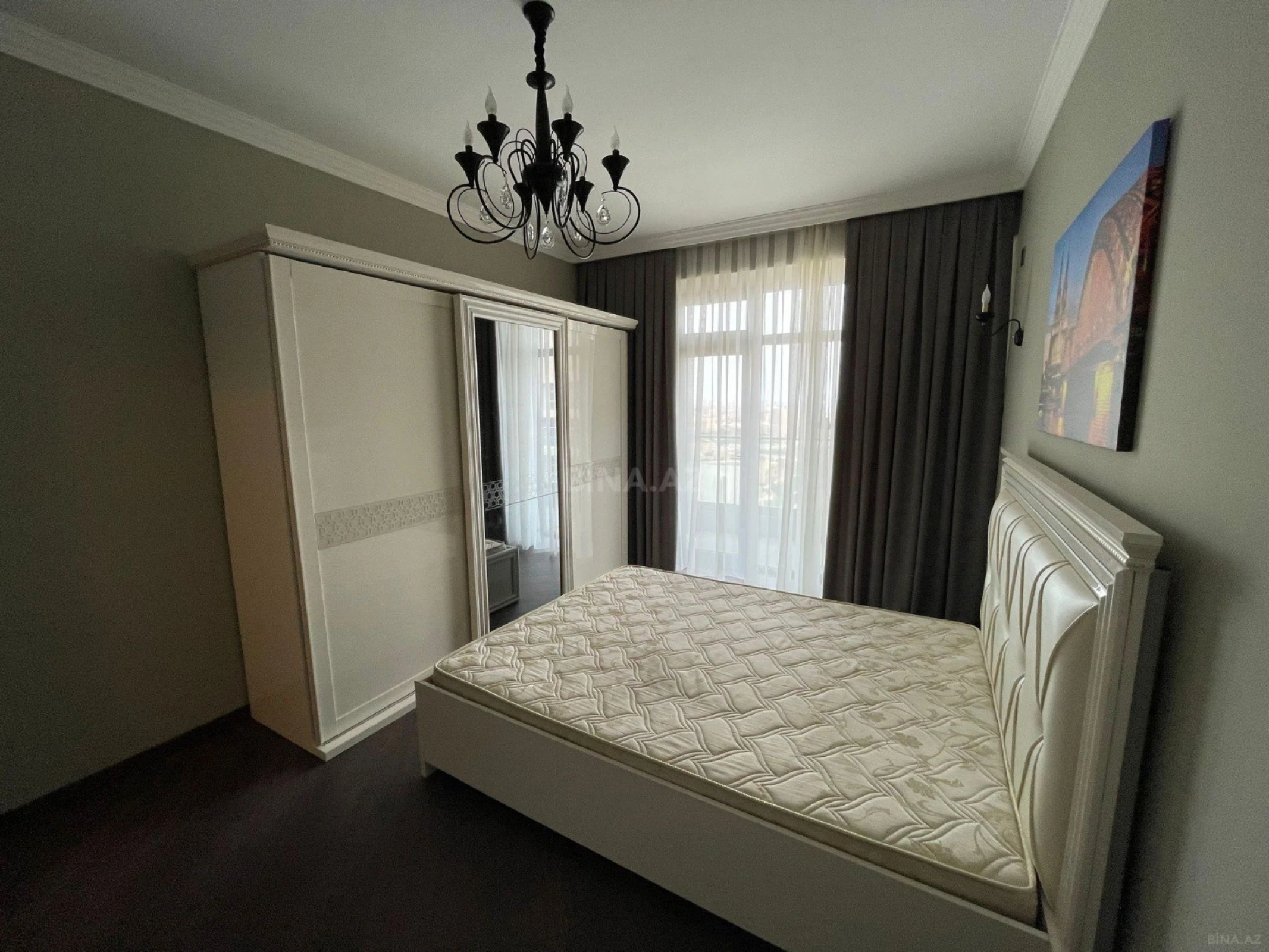 Kirayə verilir 3 otaqlı mənzil 110 m²