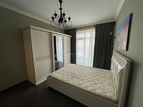 Kirayə verilir 3 otaqlı mənzil 110 m²