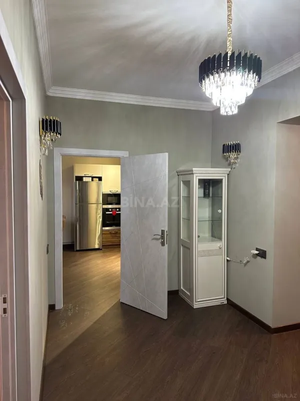 Kirayə verilir 3 otaqlı mənzil 110 m²