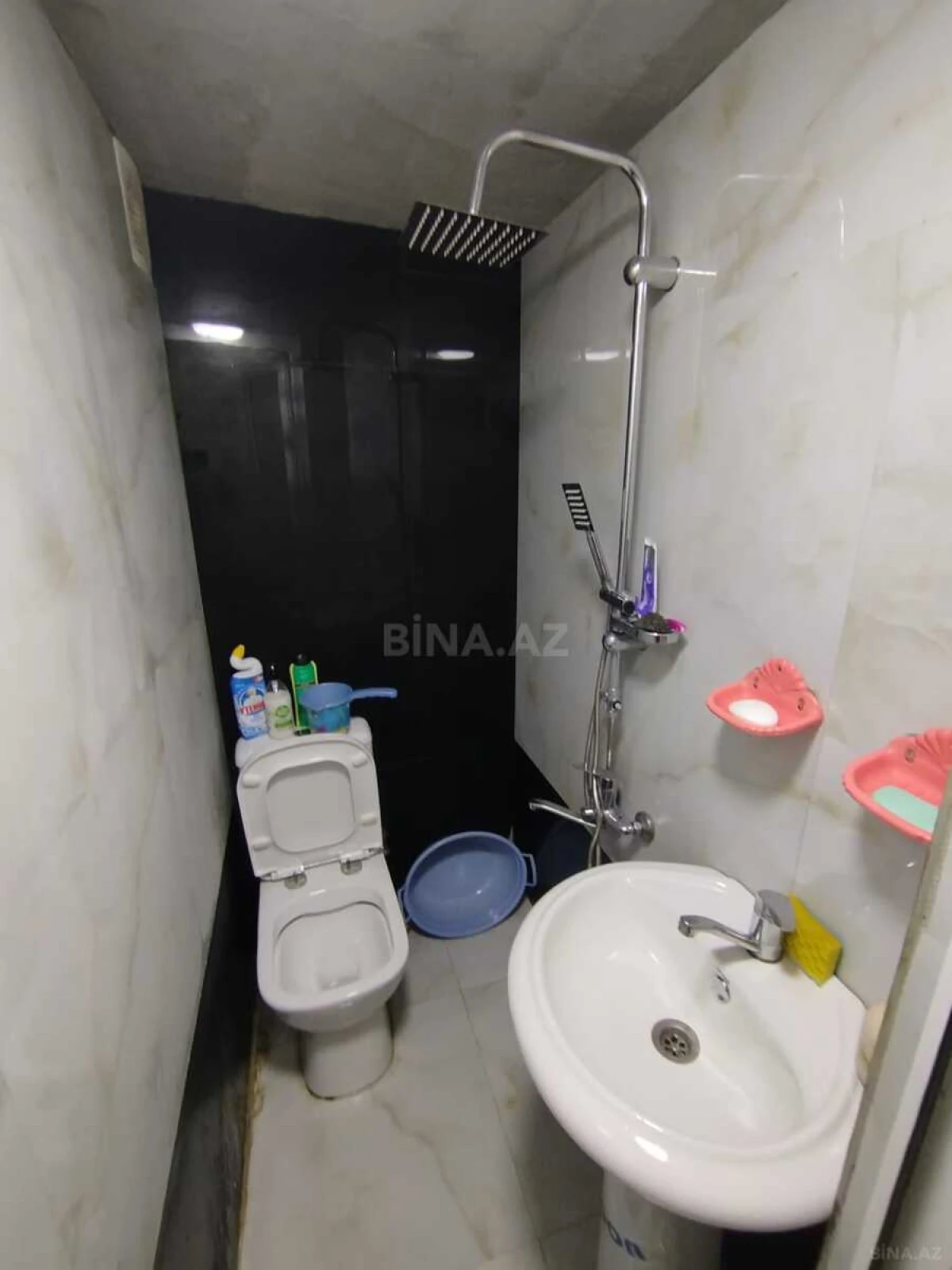 Satılır 5 otaqlı mənzil 140 m²