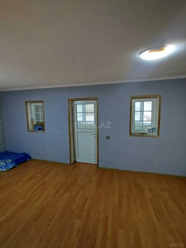 Satılır 5 otaqlı mənzil 140 m²