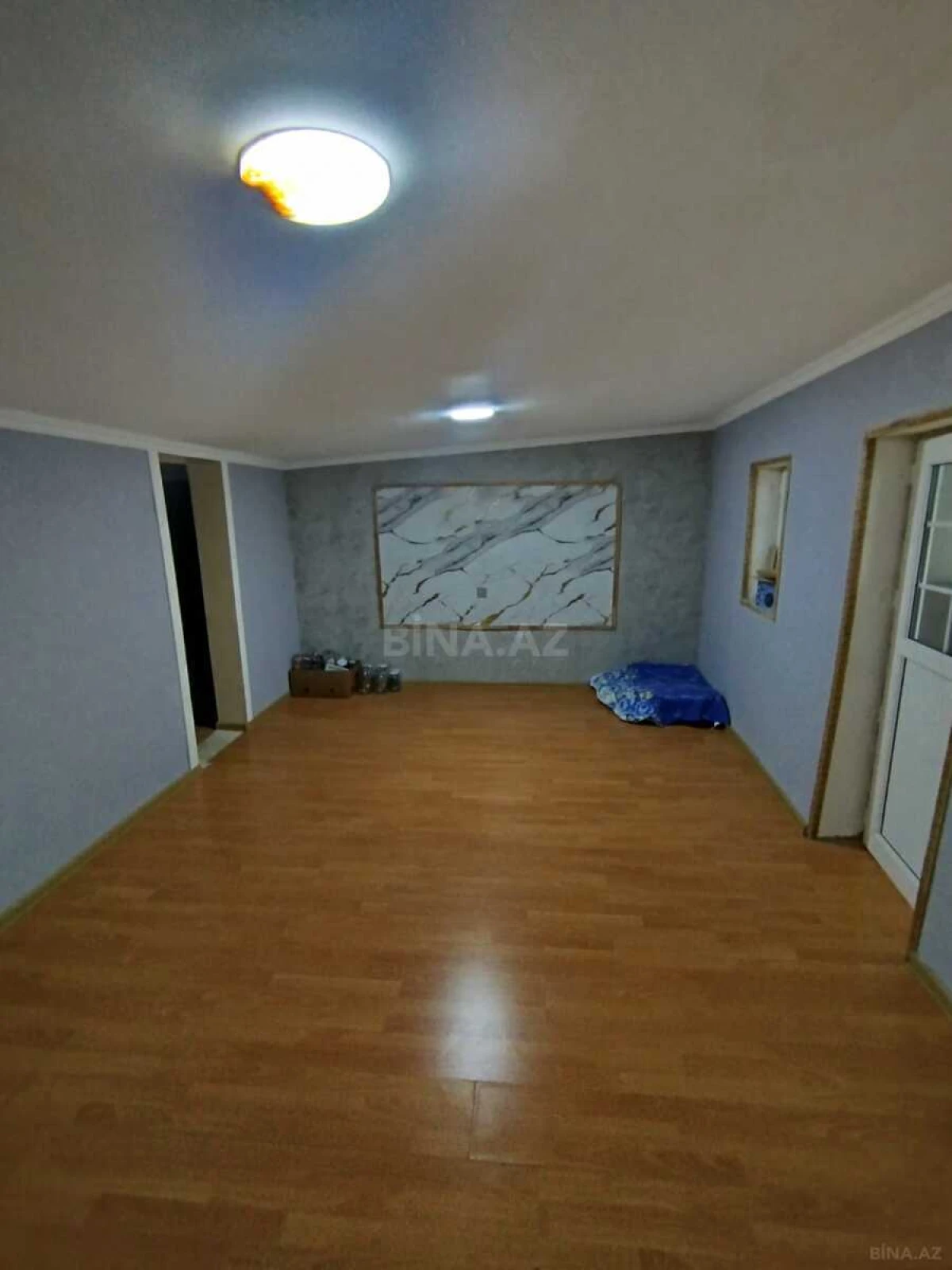 Satılır 5 otaqlı mənzil 140 m²