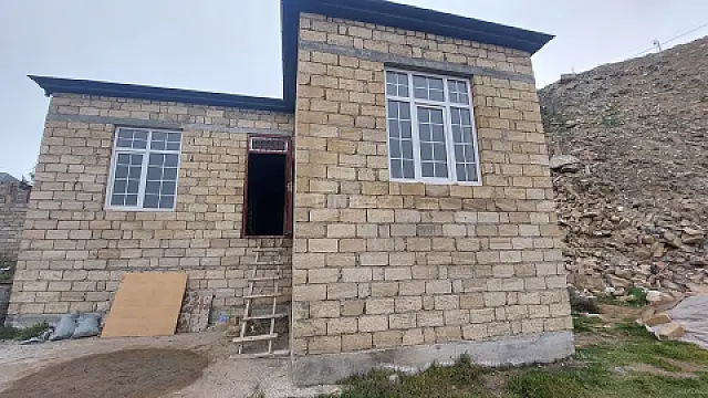 Satılır 3 otaqlı həyət evi 100 m²