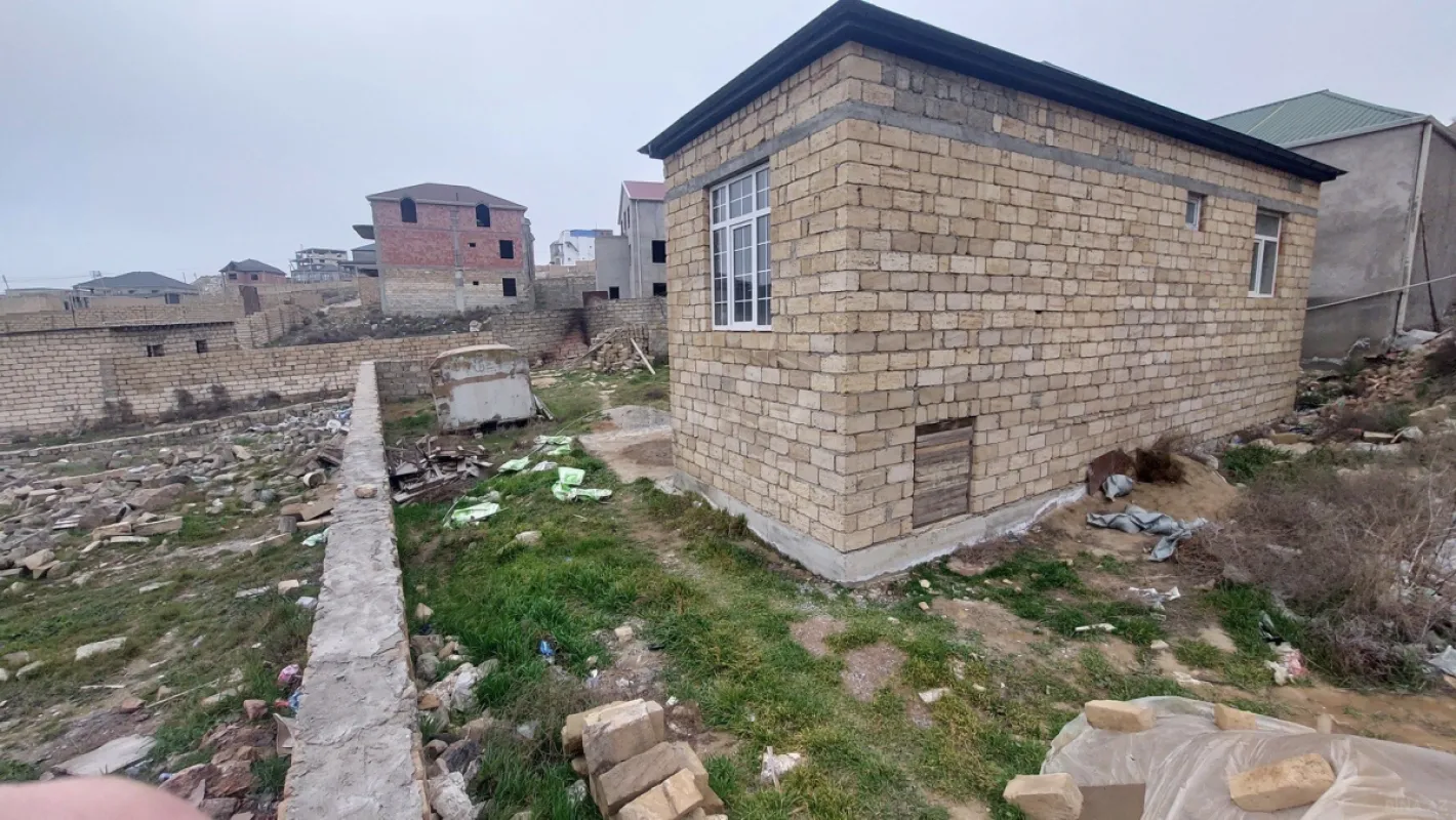Satılır 3 otaqlı həyət evi 100 m²