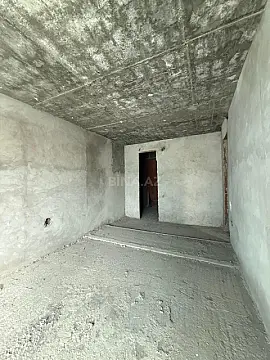 Satılır 3 otaqlı mənzil 140 m²