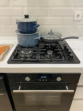 Kirayə verilir 2 otaqlı mənzil 65 m²