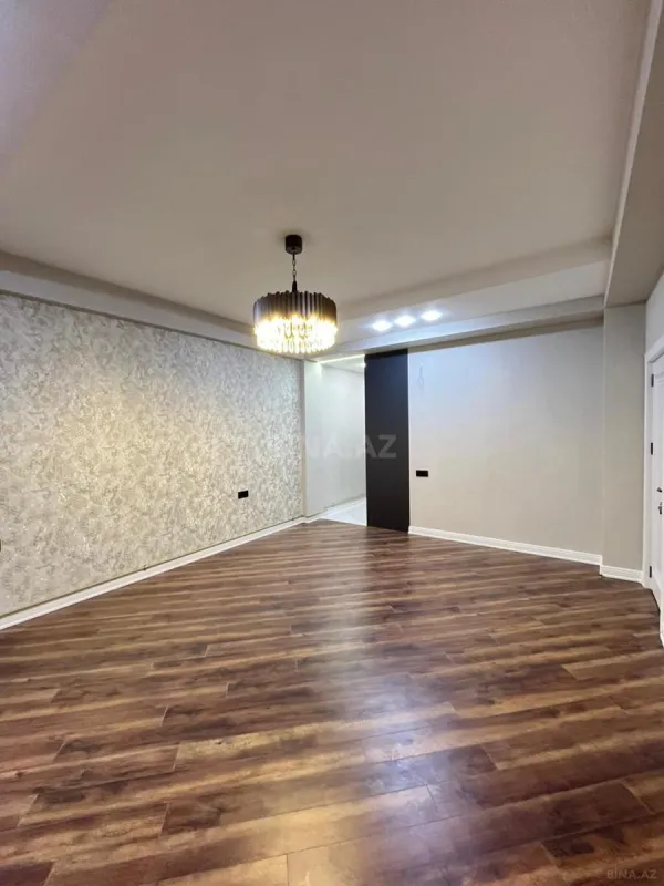 Satılır 2 otaqlı mənzil 70 m²