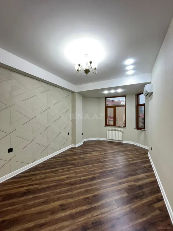 Satılır 2 otaqlı mənzil 70 m²