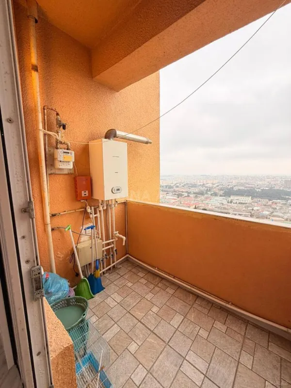 Satılır 2 otaqlı mənzil 63 m²