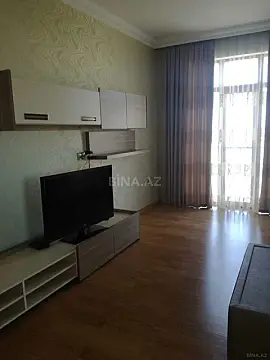 Satılır 4 otaqlı mənzil 150 m²