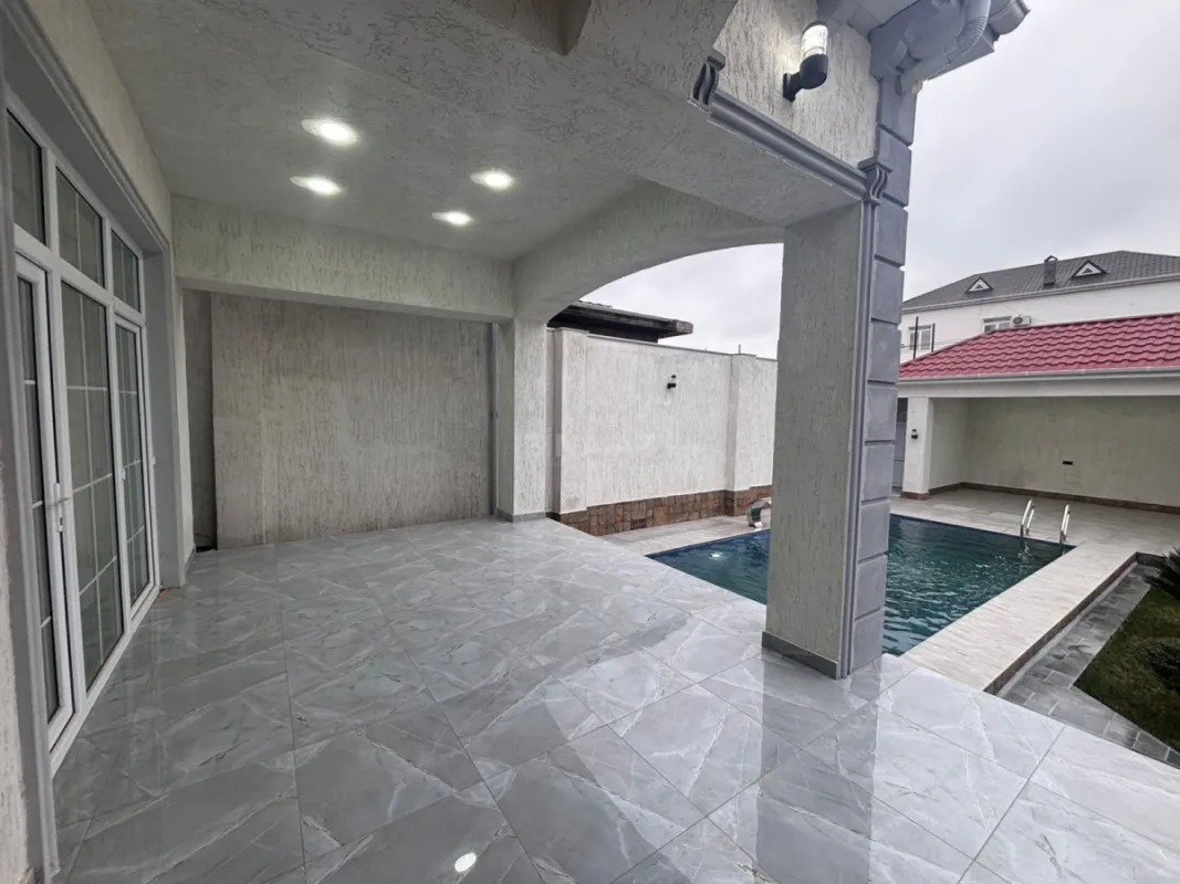 Satılır 4 otaqlı həyət evi 150 m²