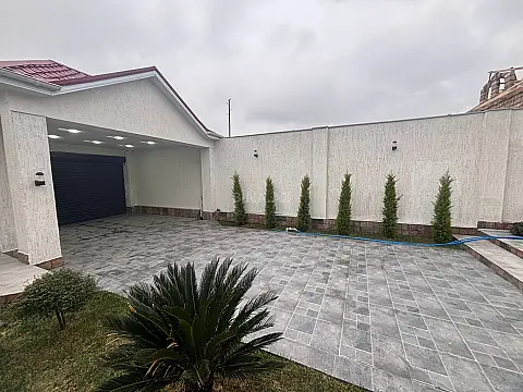 Satılır 4 otaqlı həyət evi 150 m²