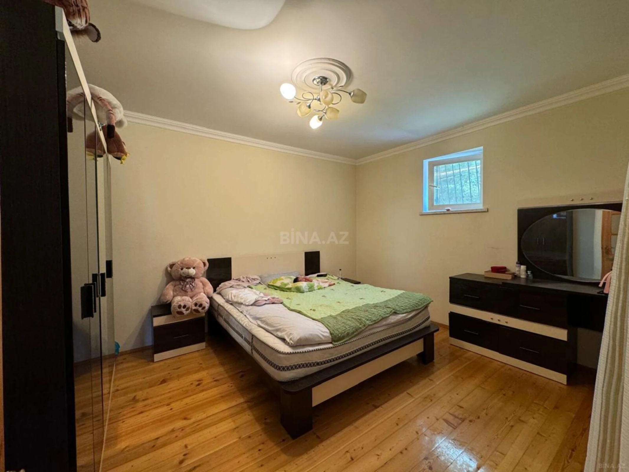 Kirayə verilir 5 otaqlı həyət evi 200 m²