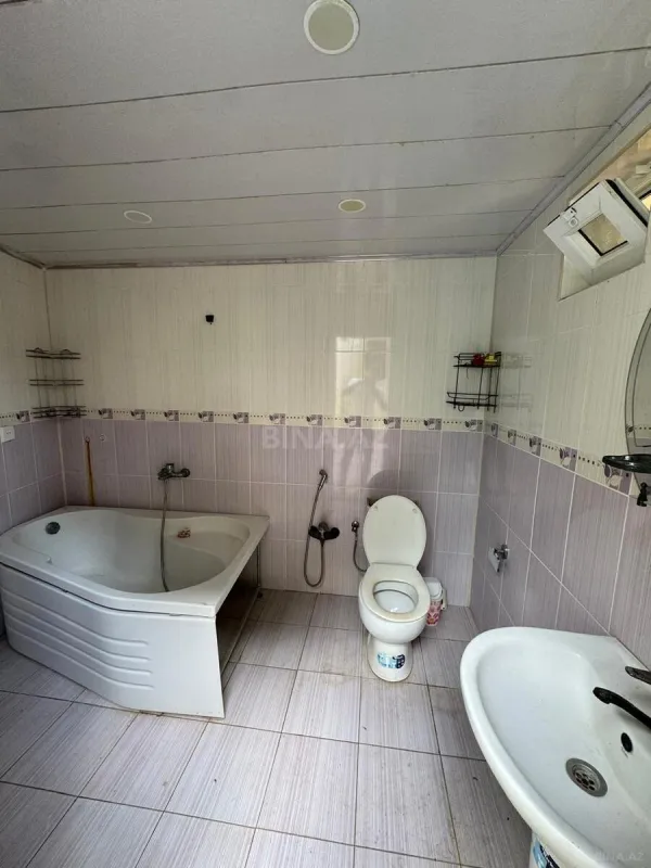 Kirayə verilir 5 otaqlı həyət evi 200 m²