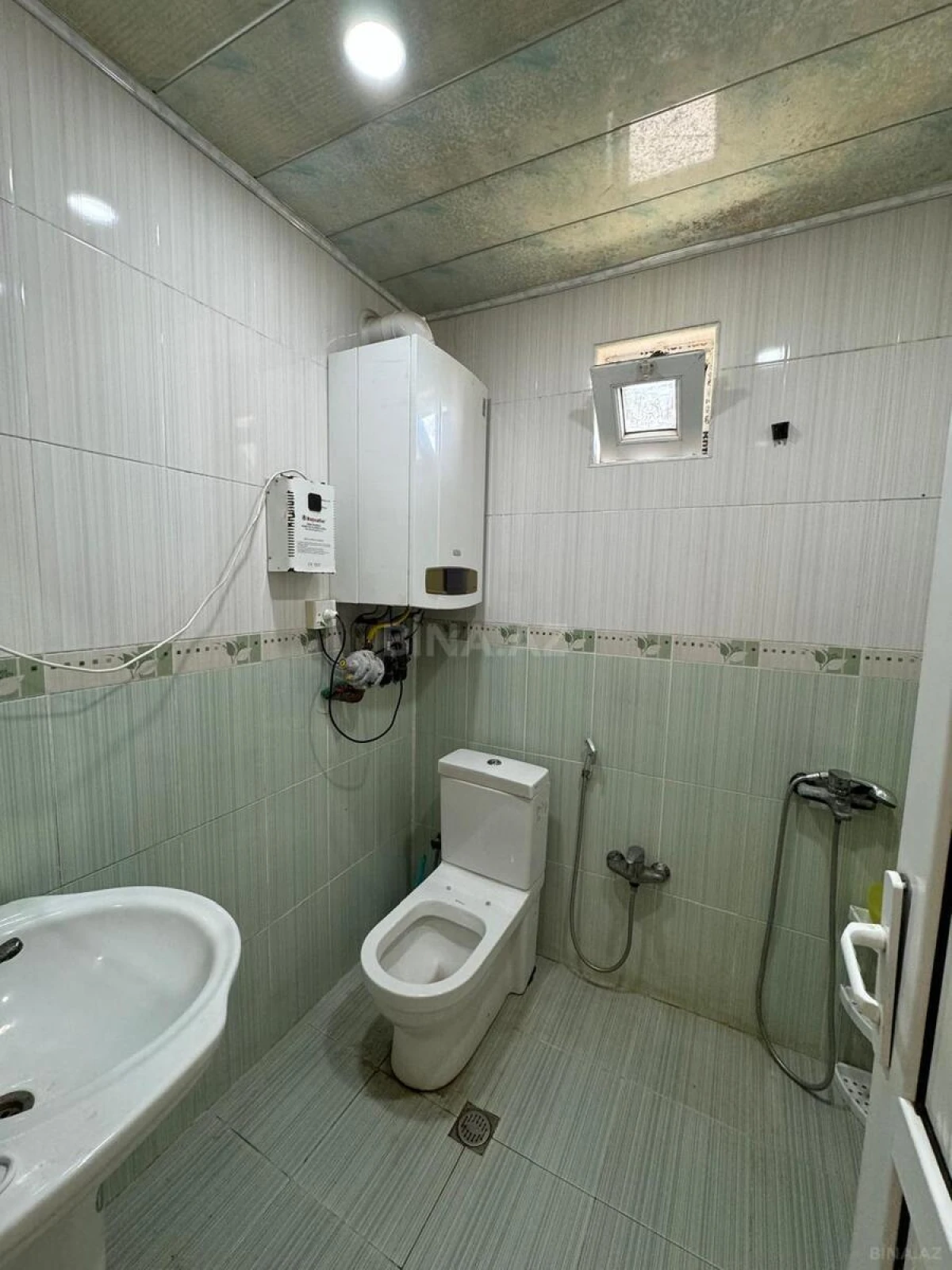 Kirayə verilir 5 otaqlı həyət evi 200 m²