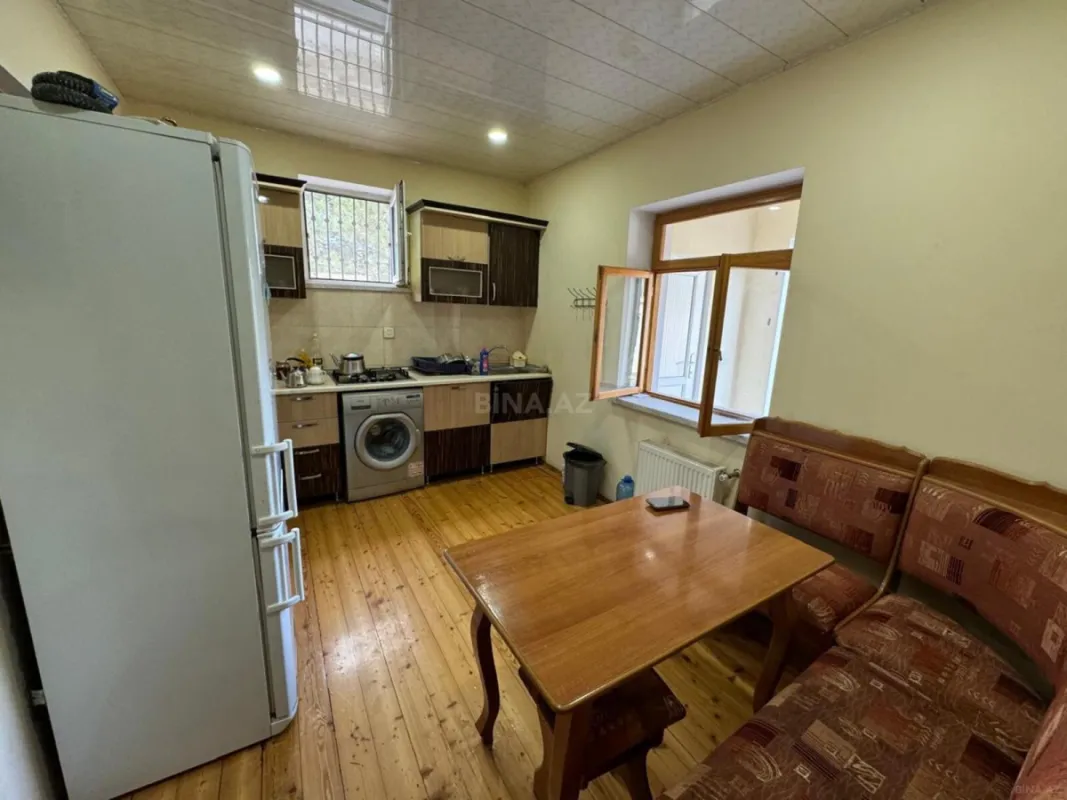 Kirayə verilir 5 otaqlı həyət evi 200 m²