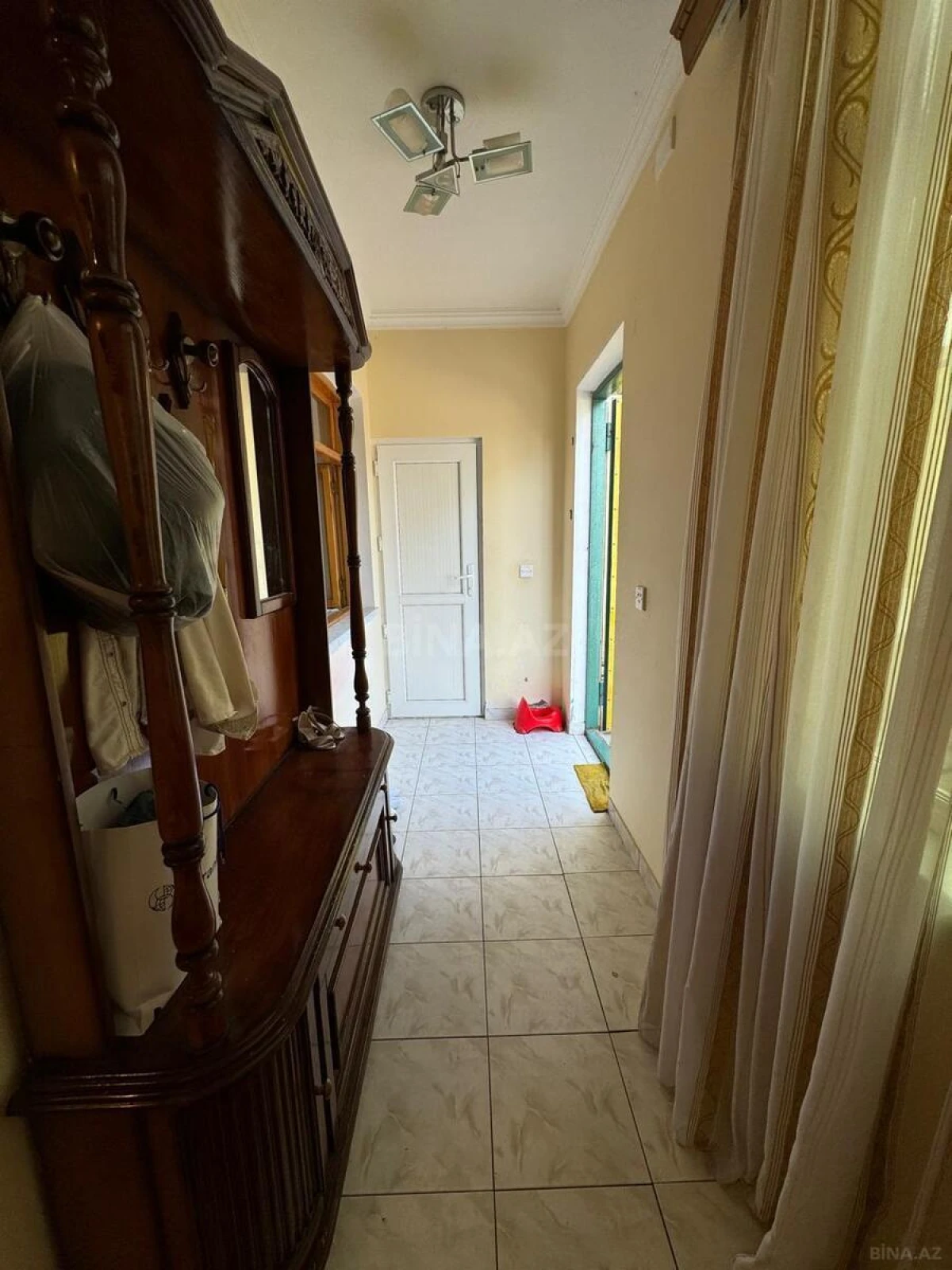 Kirayə verilir 5 otaqlı həyət evi 200 m²