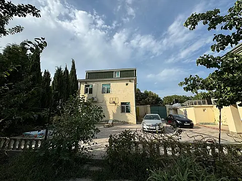 Kirayə verilir 5 otaqlı həyət evi 200 m²