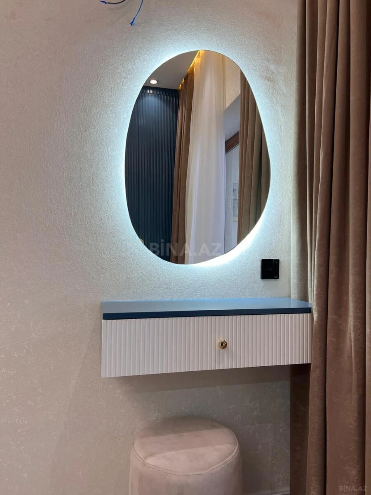 Satılır 2 otaqlı mənzil 67 m²