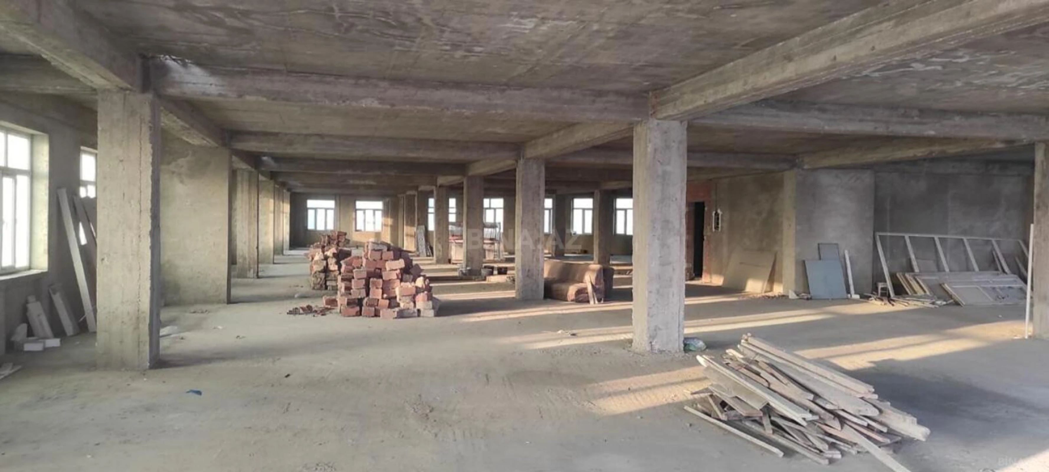 Kirayə verilir obyekt 1200 m²