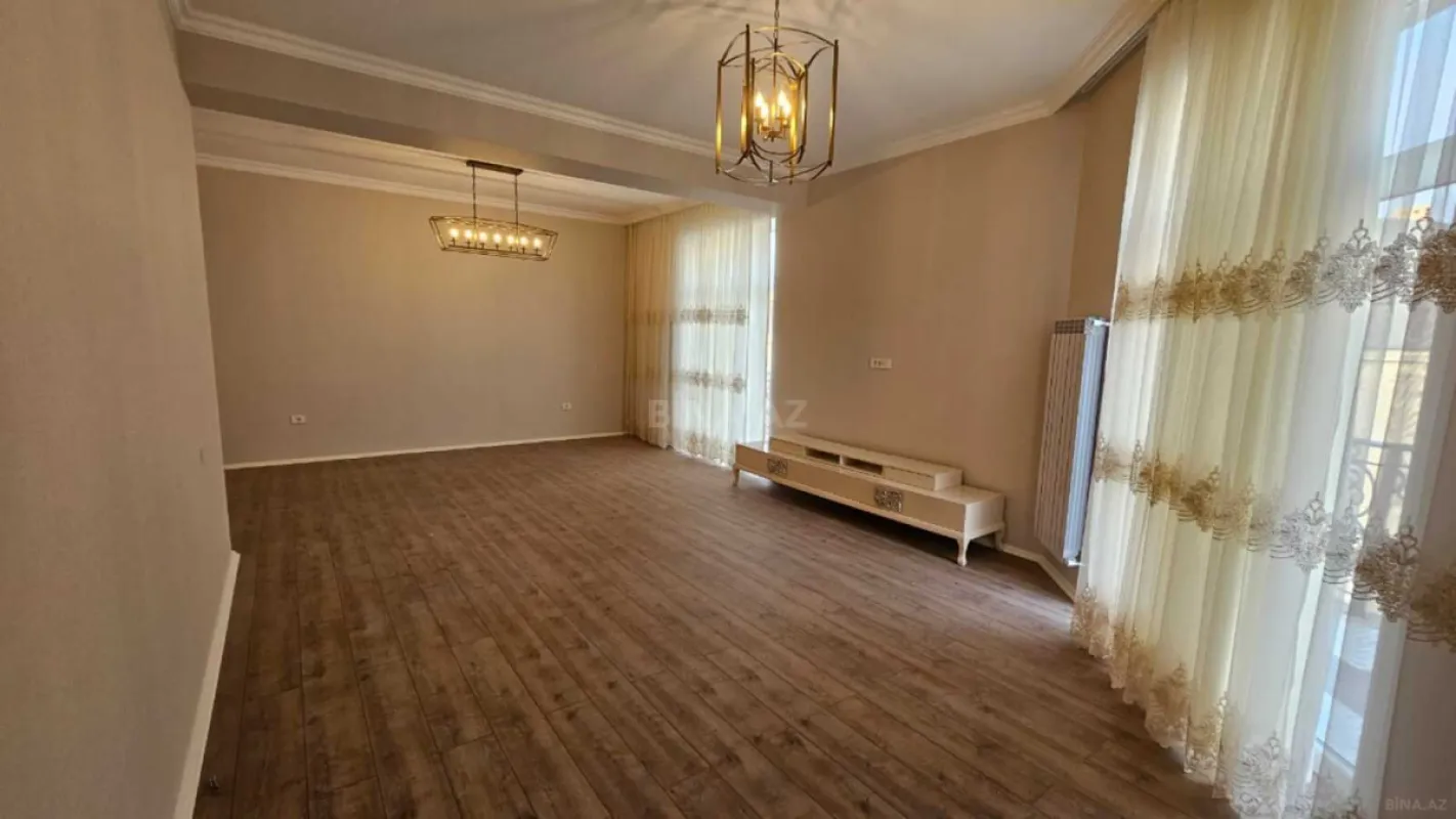 Kirayə verilir 3 otaqlı mənzil 110 m²