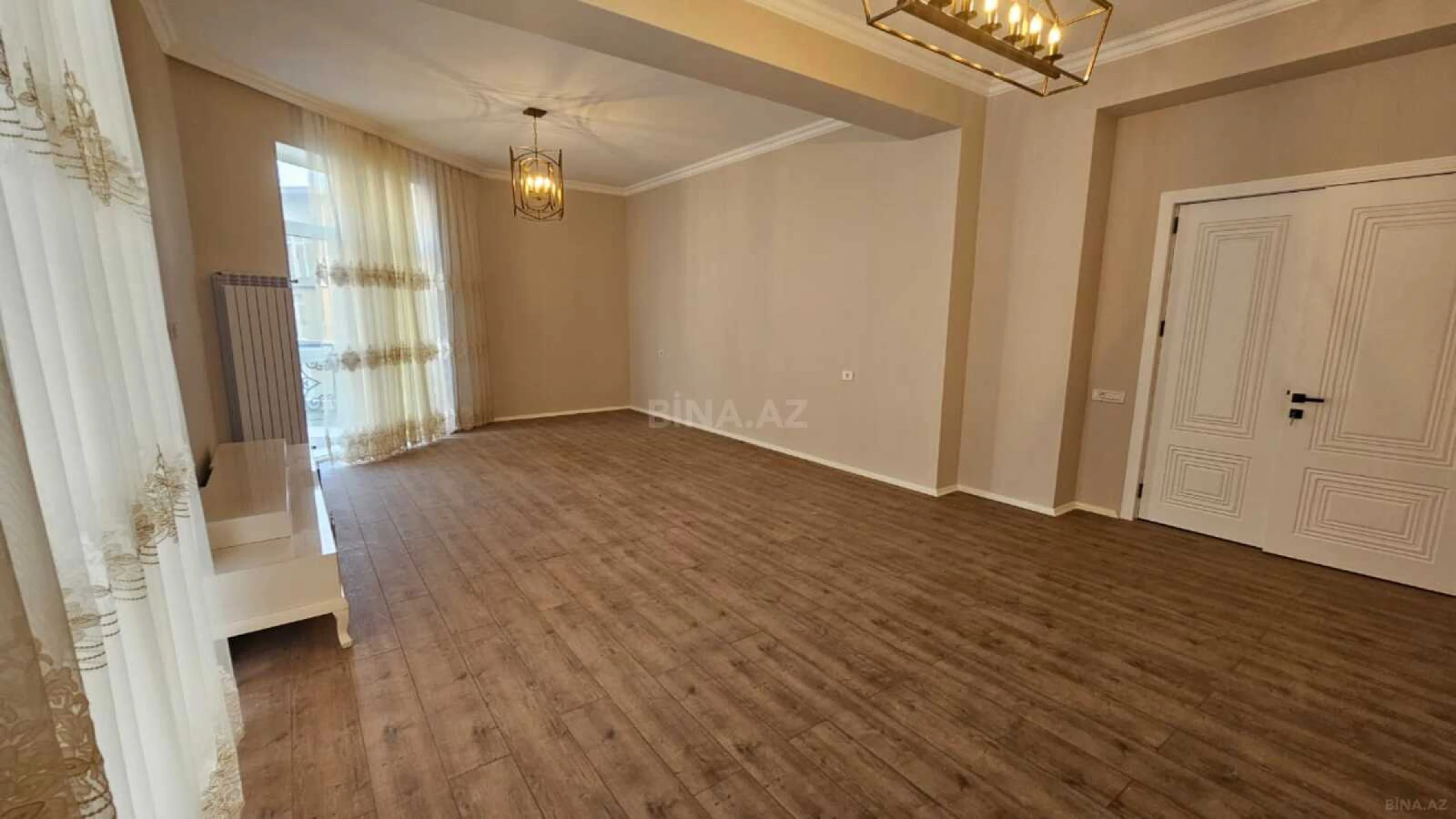 Kirayə verilir 3 otaqlı mənzil 110 m²
