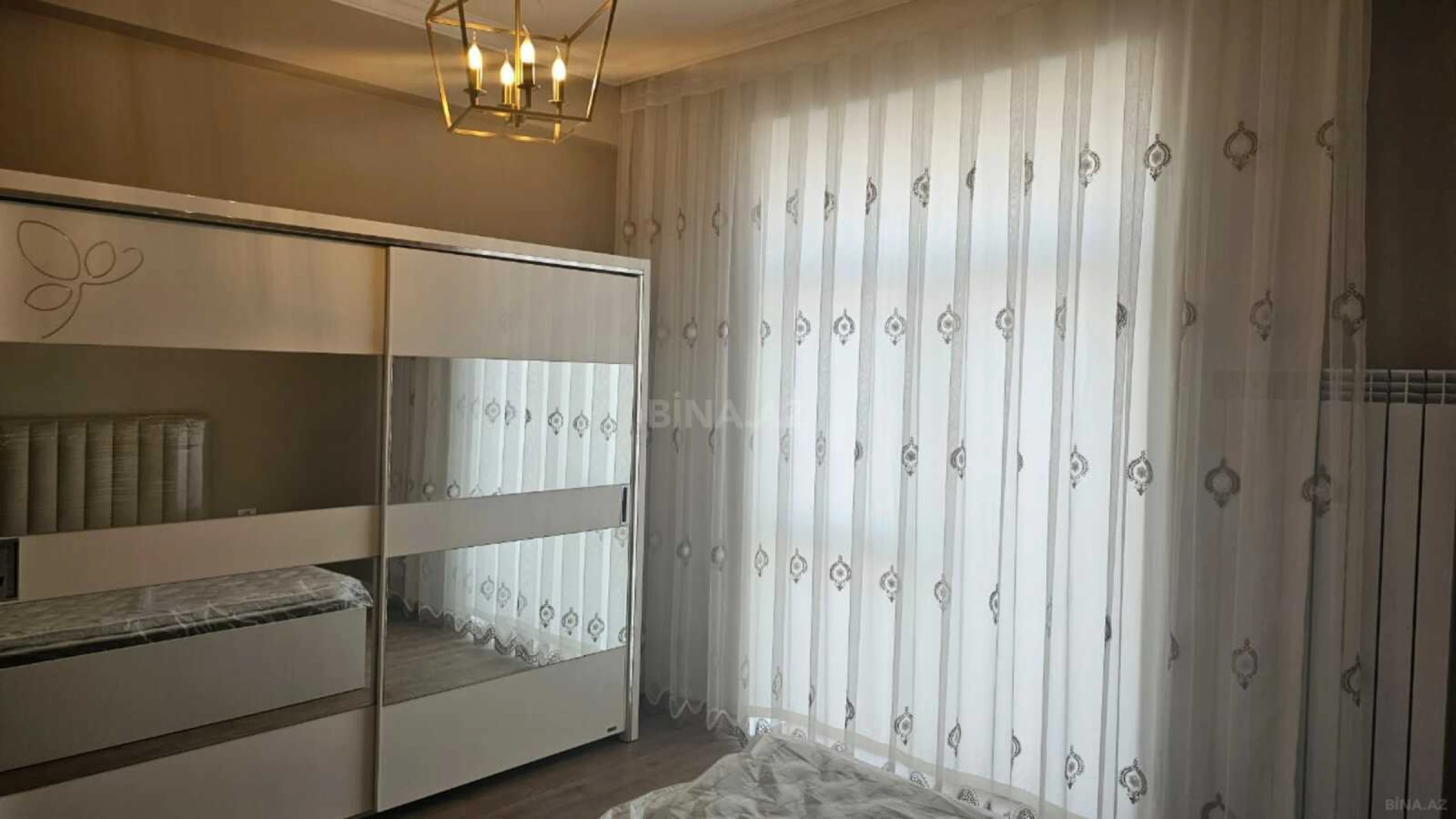 Kirayə verilir 3 otaqlı mənzil 110 m²