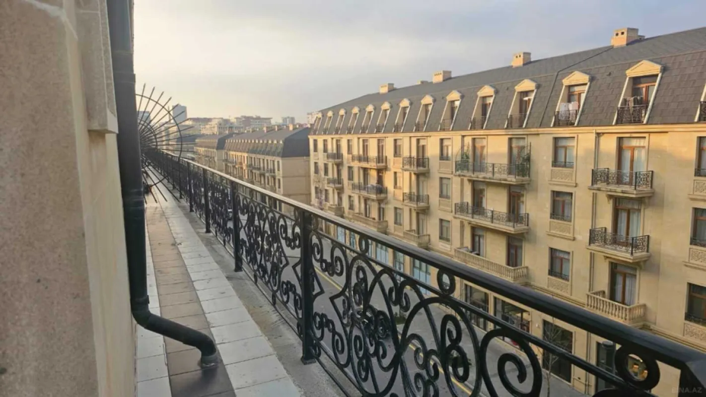 Kirayə verilir 3 otaqlı mənzil 110 m²