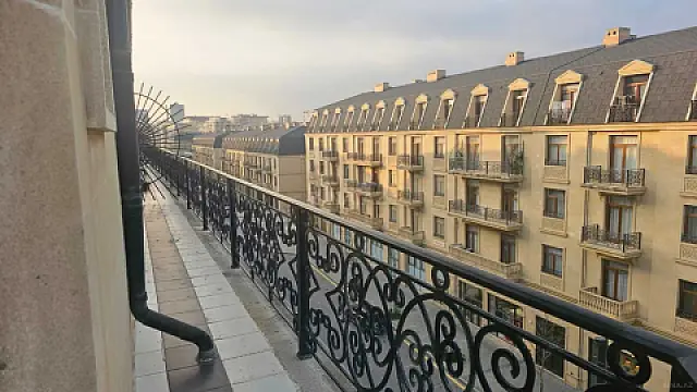 Kirayə verilir 3 otaqlı mənzil 110 m²