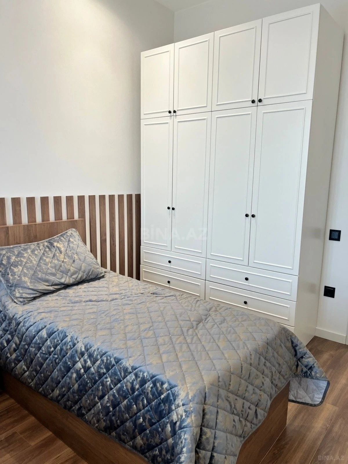 Kirayə verilir 3 otaqlı mənzil 115 m²