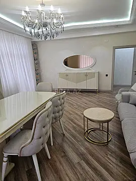 Kirayə verilir 3 otaqlı mənzil 150 m²