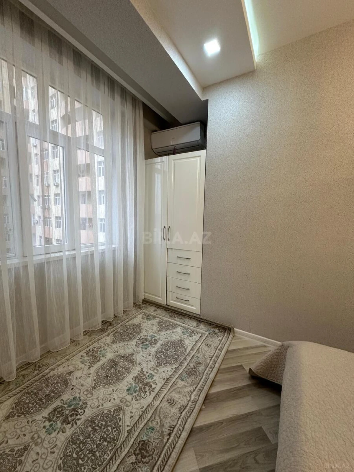 Satılır 3 otaqlı mənzil 64 m²