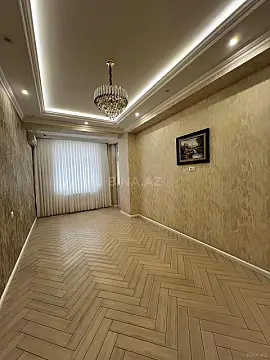 Satılır 4 otaqlı mənzil 133 m²
