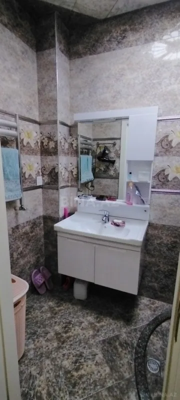 Satılır 3 otaqlı mənzil 92 m²