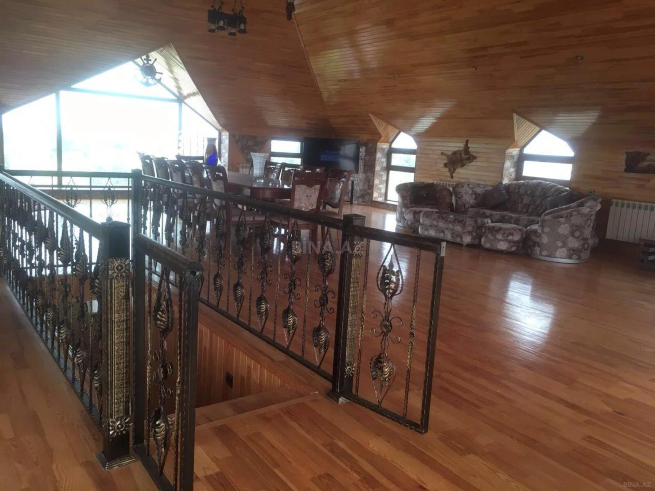 Satılır 7 otaqlı həyət evi 500 m²