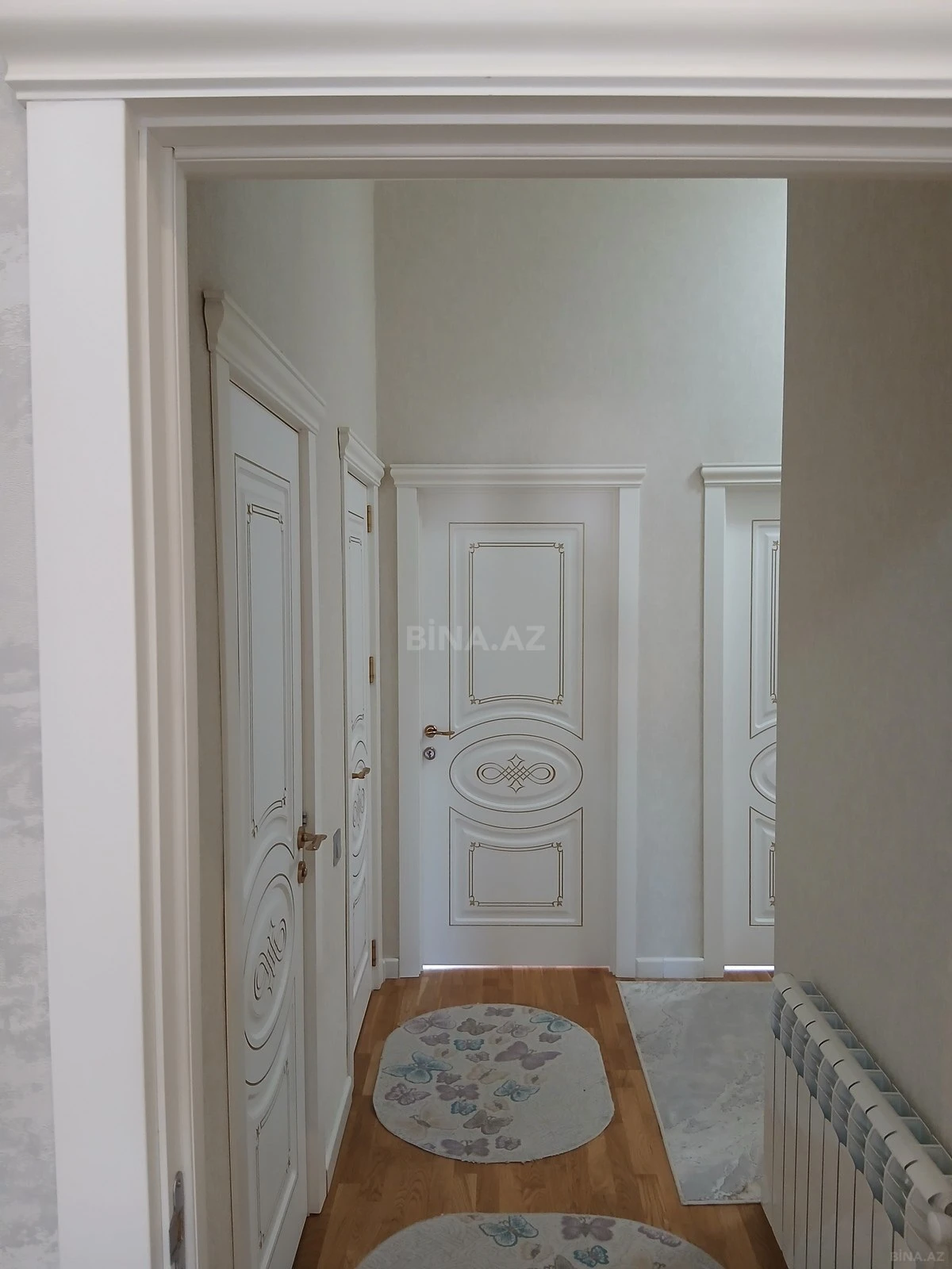 Satılır 4 otaqlı mənzil 105 m²