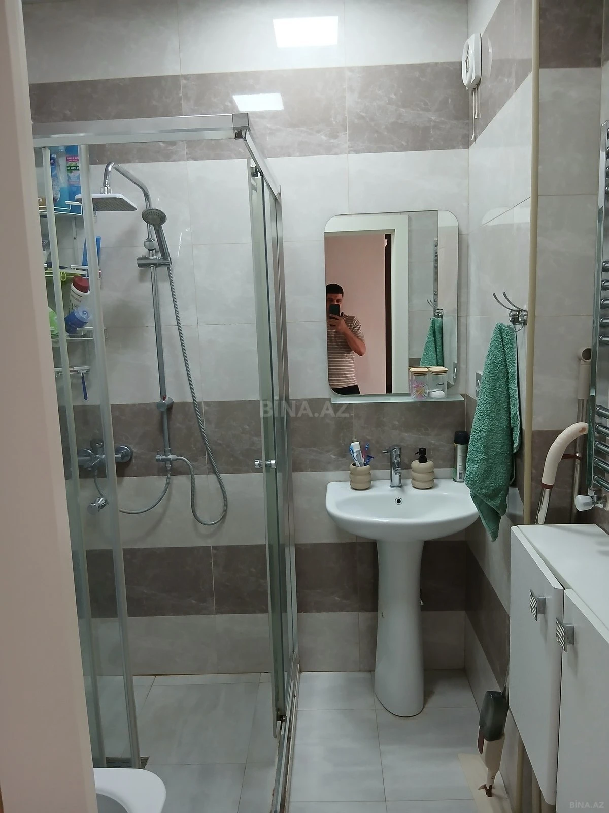 Satılır 4 otaqlı mənzil 105 m²