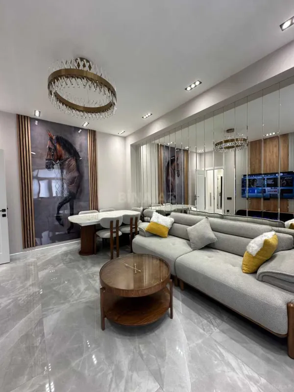 Satılır 3 otaqlı mənzil 110 m²