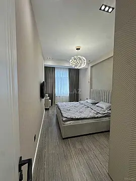 Satılır 3 otaqlı mənzil 110 m²