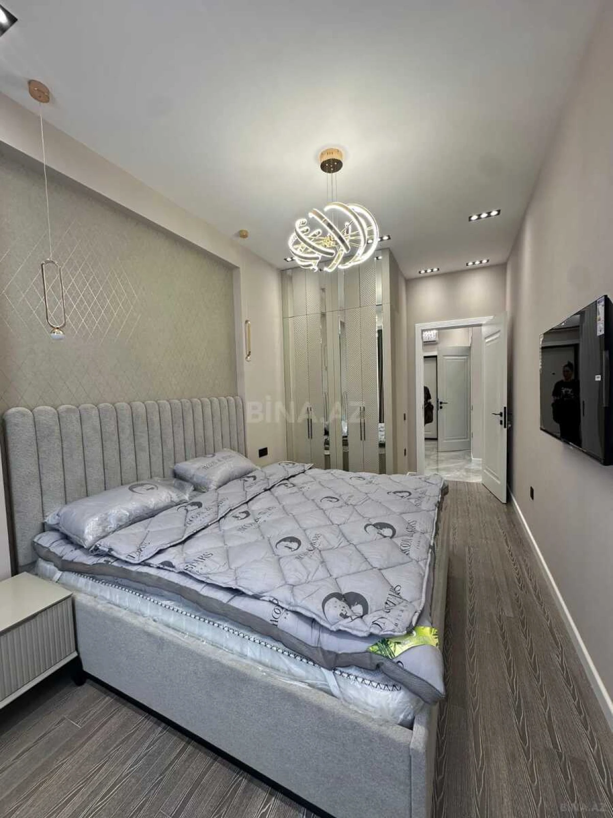 Satılır 3 otaqlı mənzil 110 m²