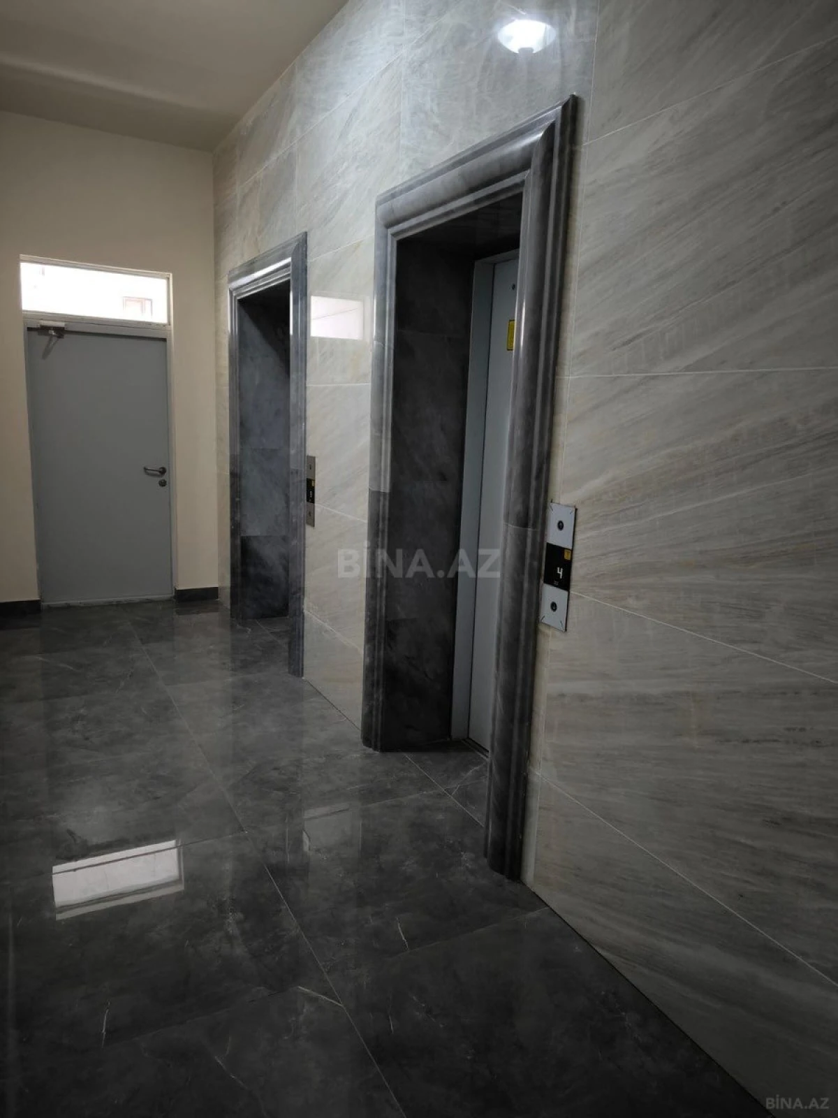 Satılır 3 otaqlı mənzil 74 m²