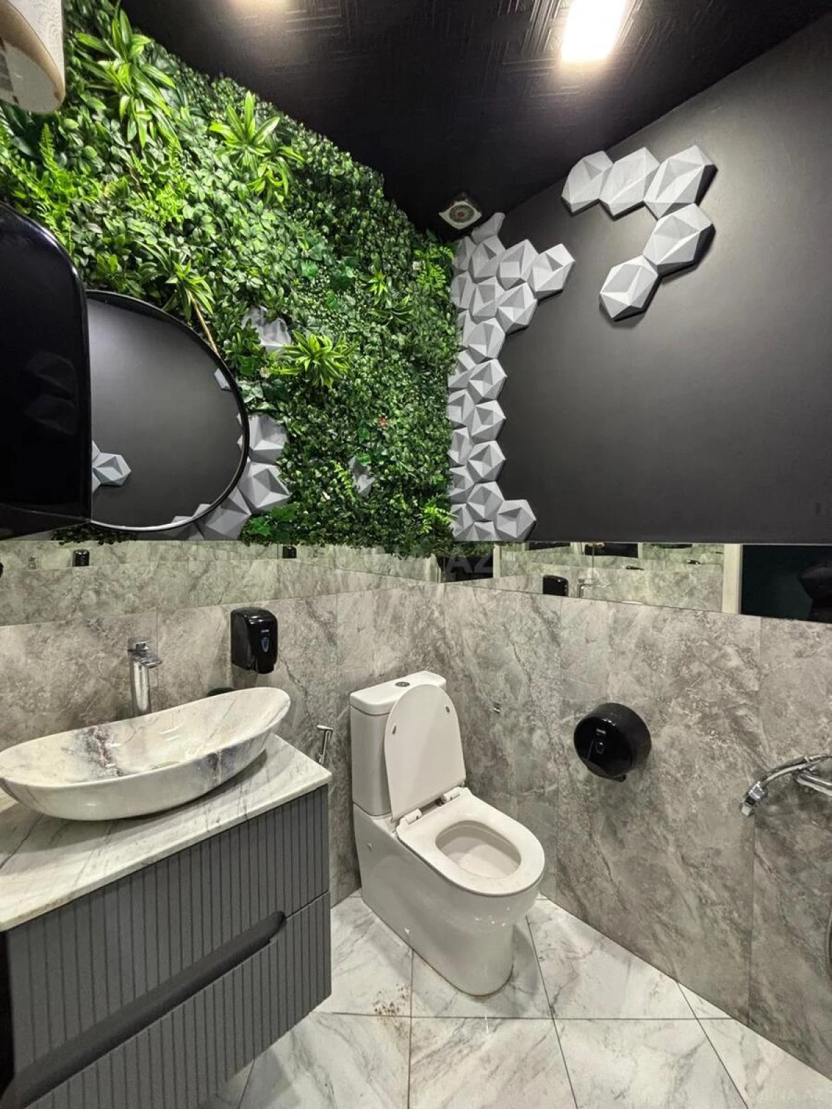 Kirayə verilir obyekt 200 m²