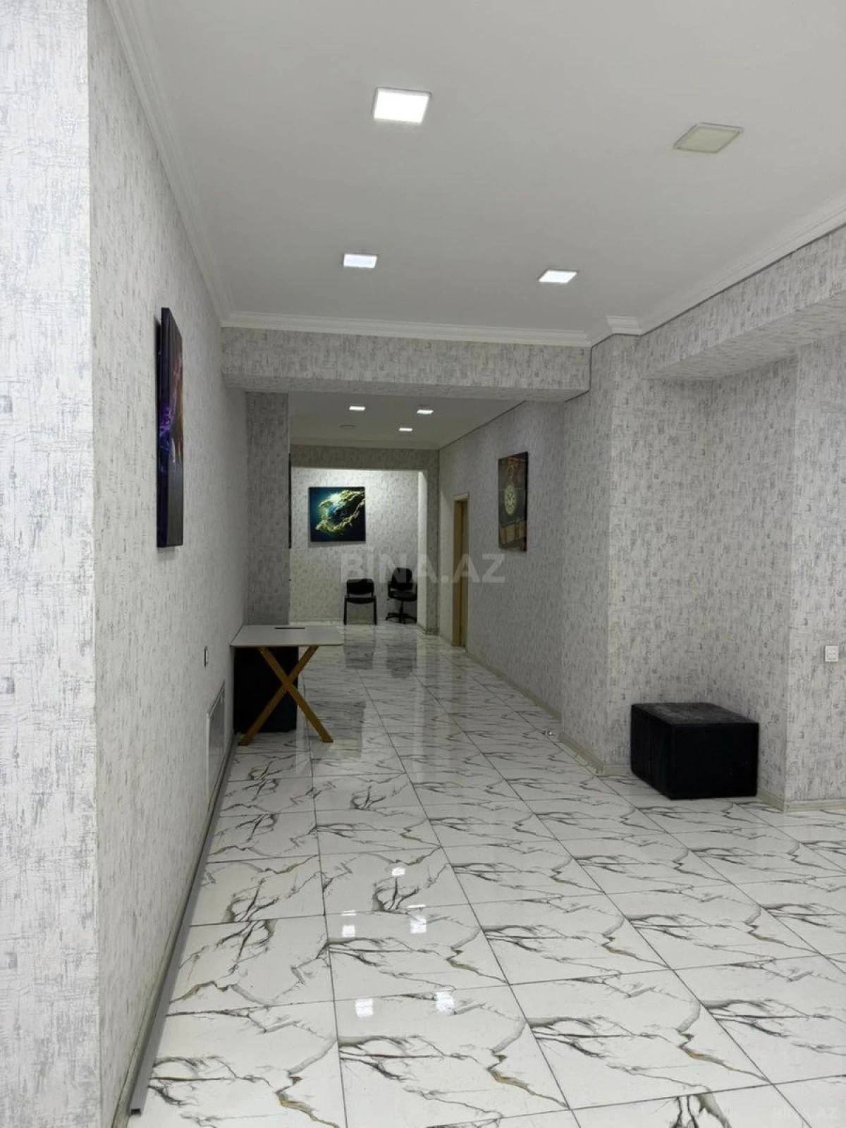 Kirayə verilir 12 otaqlı ofis 410 m²