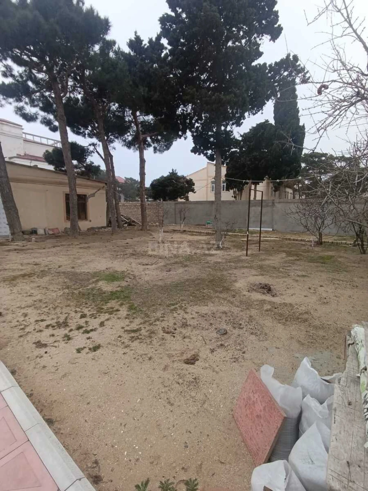 Satılır 4 otaqlı həyət evi 155 m²