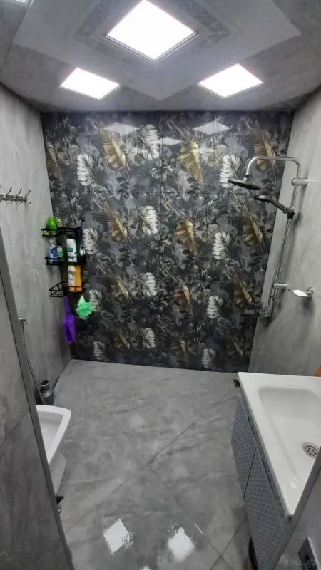 Satılır 4 otaqlı həyət evi 155 m²