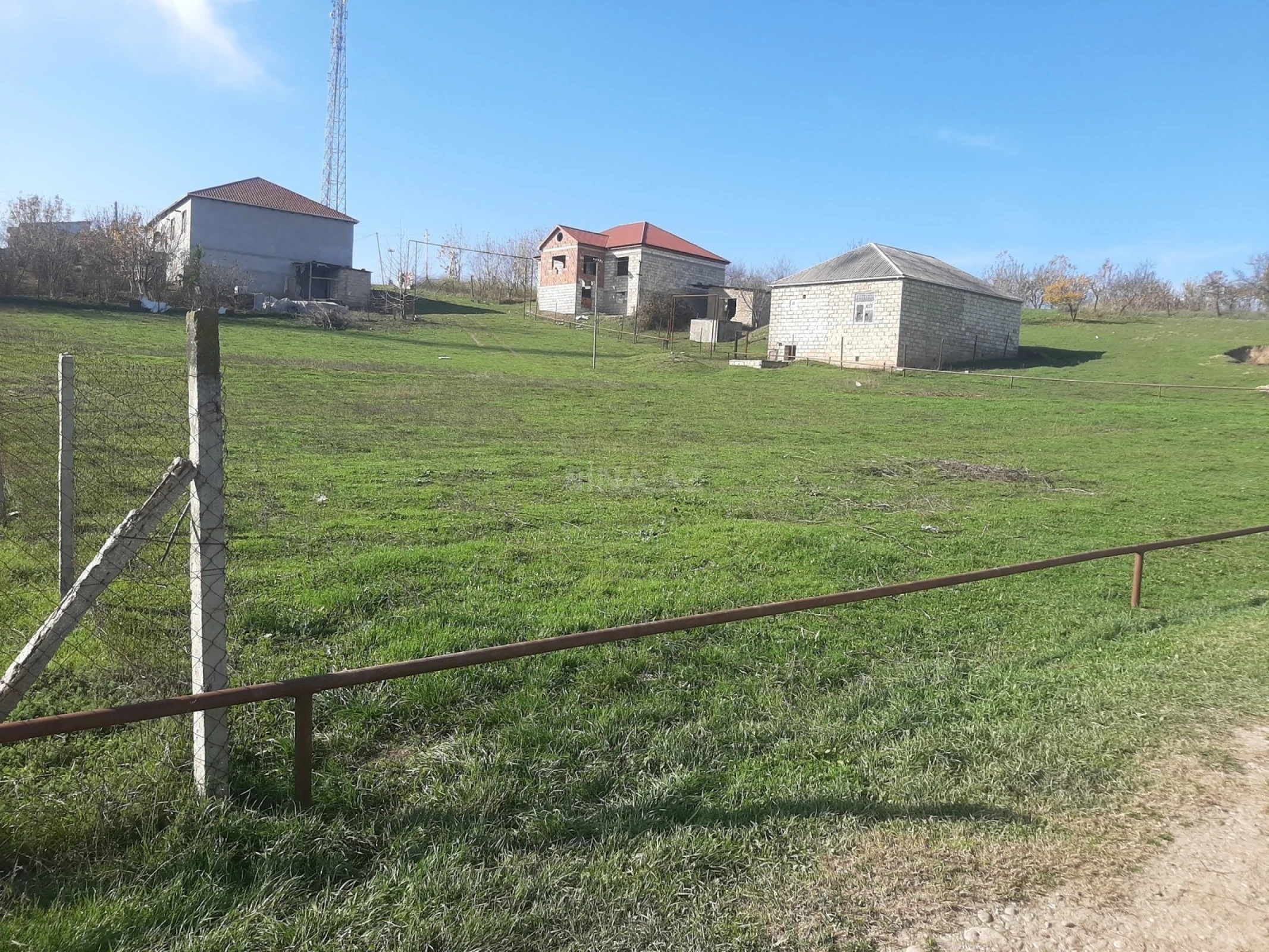 Satılır torpaq sahəsi 8 m²