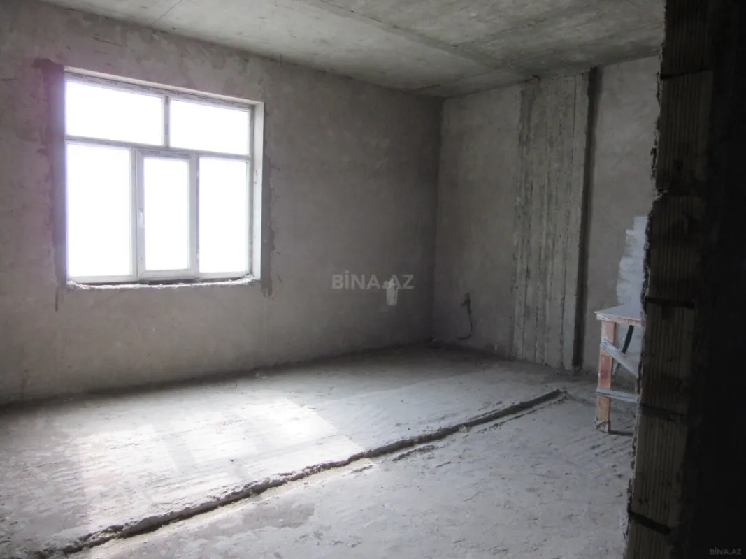 Satılır 2 otaqlı mənzil 79 m²
