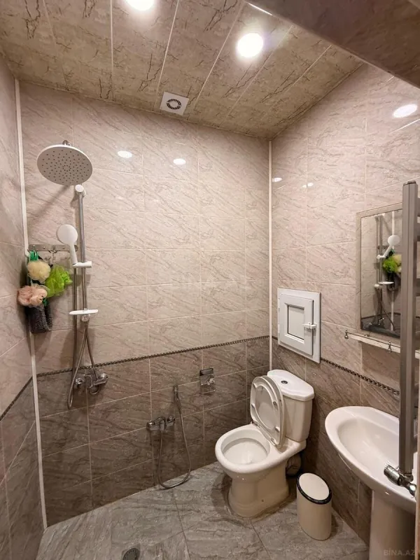 Satılır 2 otaqlı mənzil 62 m²