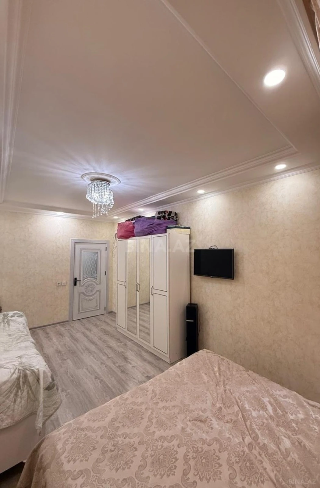 Satılır 2 otaqlı mənzil 62 m²